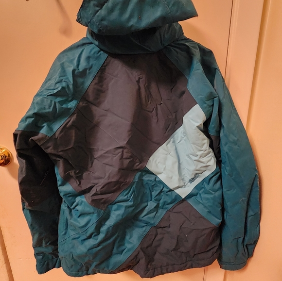 Ladies winter jacket - Picture 2 of 4